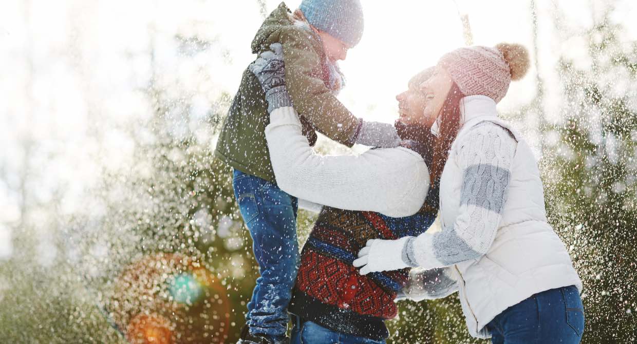 7 Ways to Parent Well When Winter Shuts You In